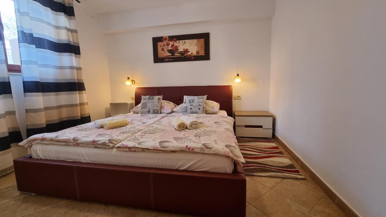 Apartmani Sidro Malinska Buitenkant foto