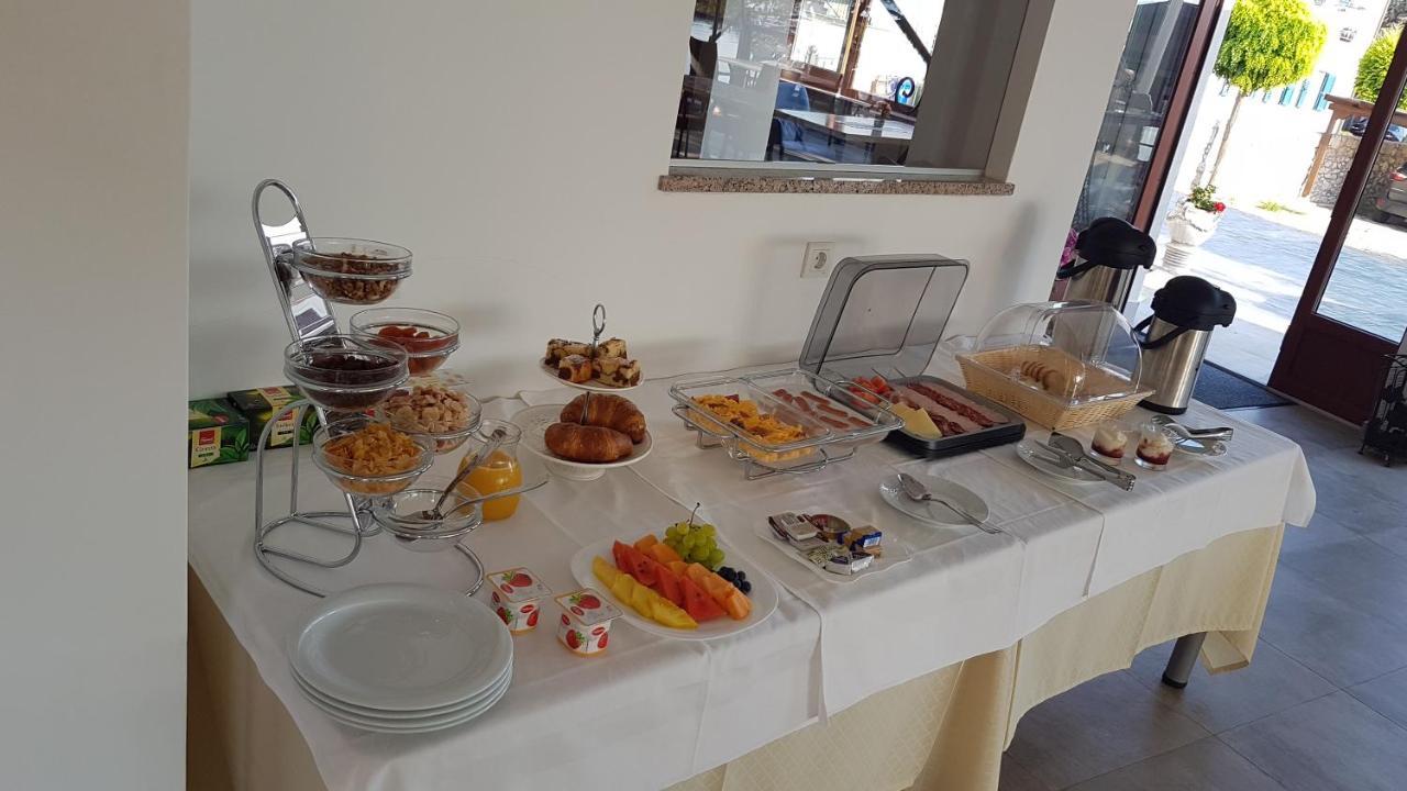 Apartmani Sidro Malinska Buitenkant foto